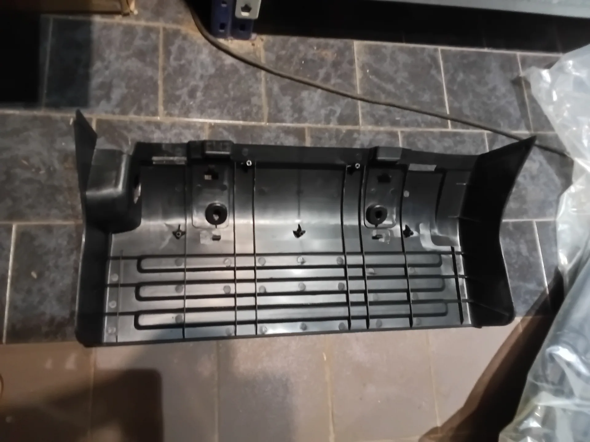 Garde Boue Gauche VOLVO