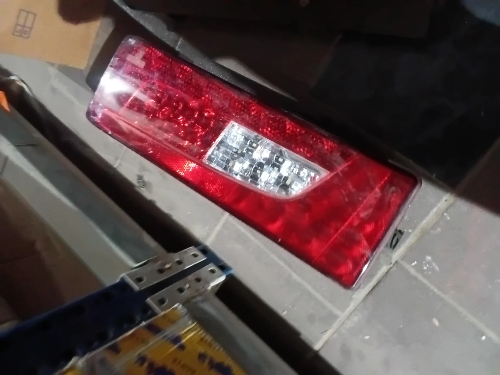 Feu ArriÃ¨re Normal SCANIA
