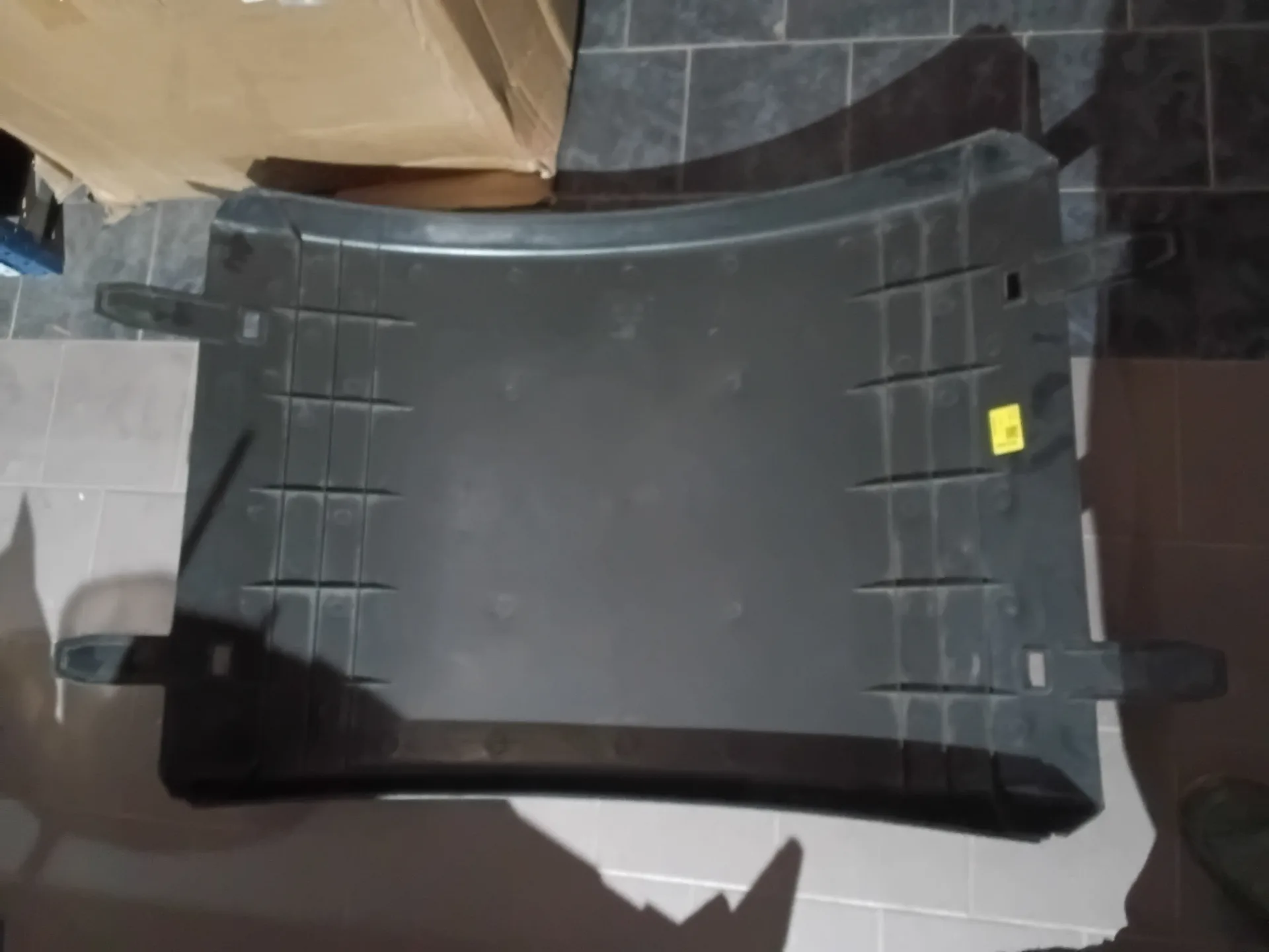 Garde Boue  Aile SupÃ©rieure RENAULT PREMIUM 385/400