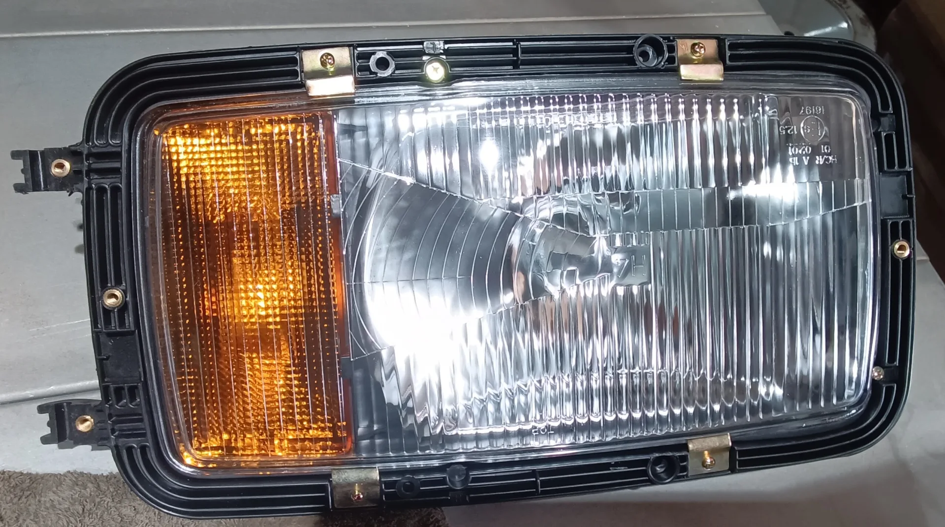 Phare MERCEDES BENZ Droite