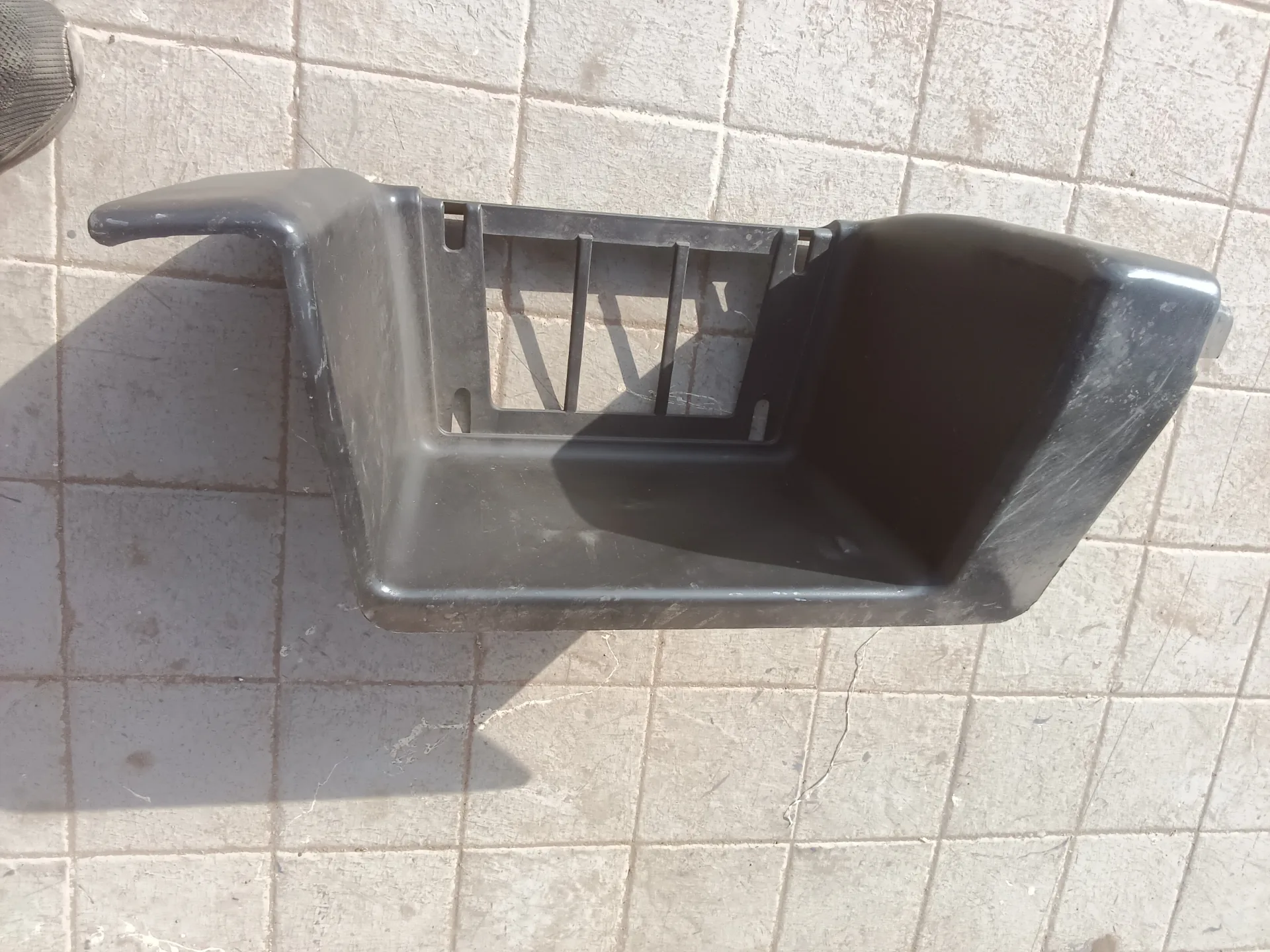 Marchepied Gauche, SCANIA