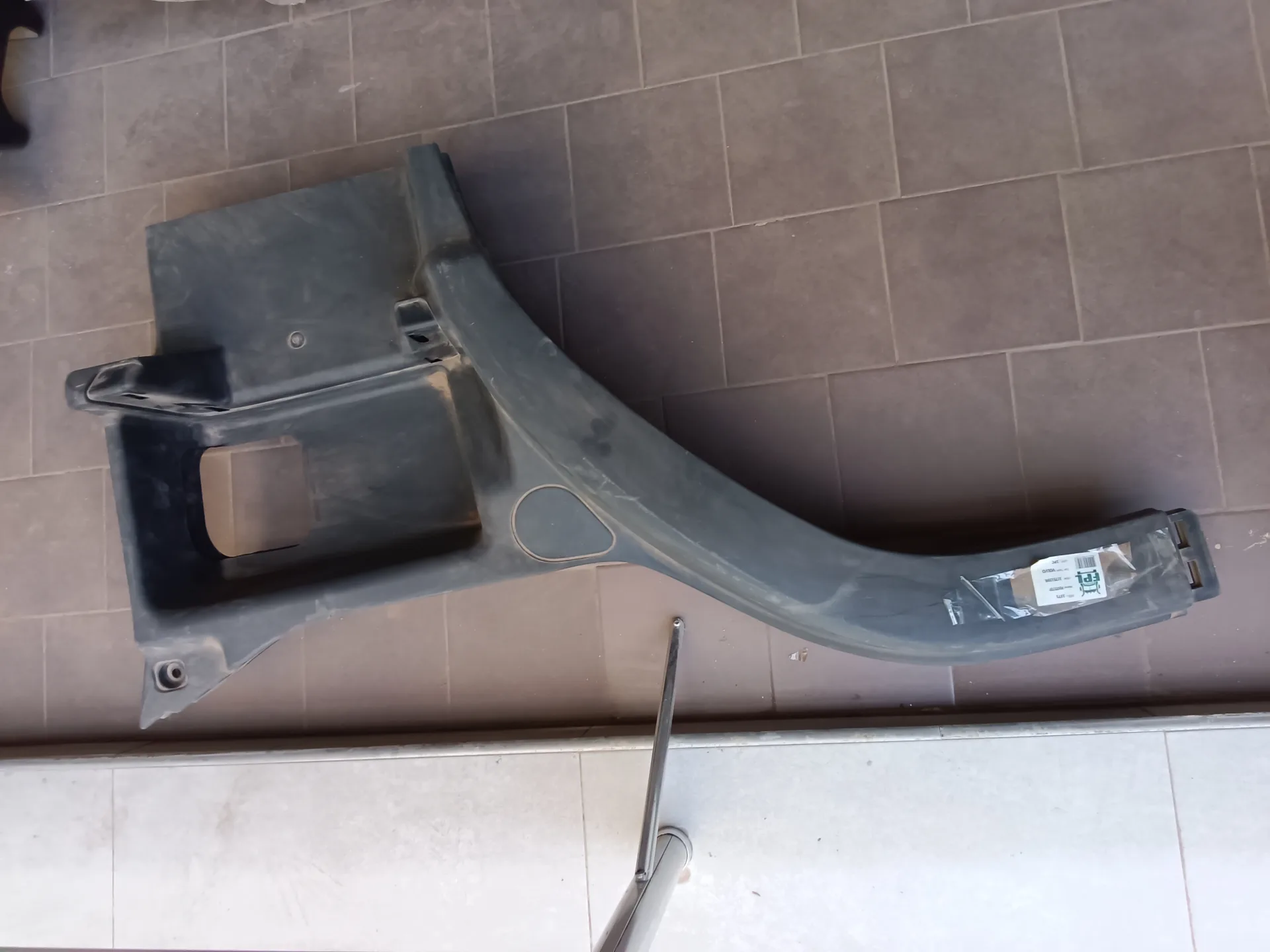 Marchepied Gauche, VOLVO
