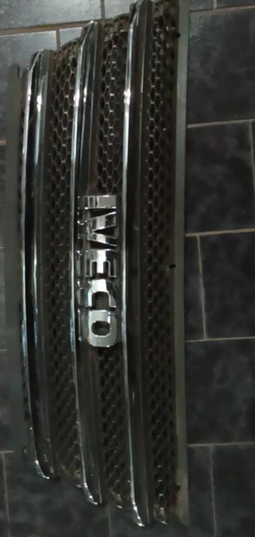 Calandre Avant IVECO